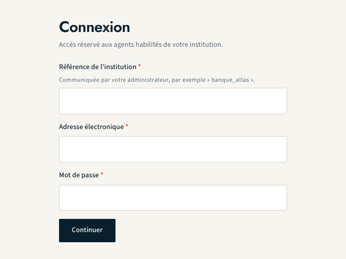 Premier écran de connexion de NEXCLARA, avec les champs Référence de l'institution, Adresse électronique et Mot de passe, et le bouton Continuer.